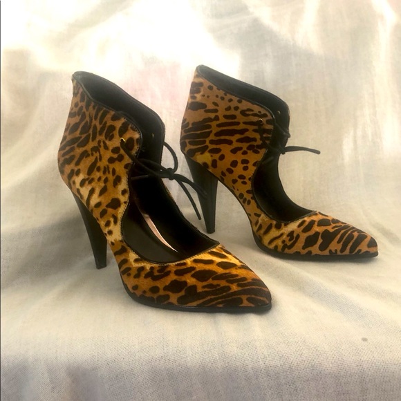 Women’s animal print Kenneth Cole Reaction heels - Picture 1 of 2